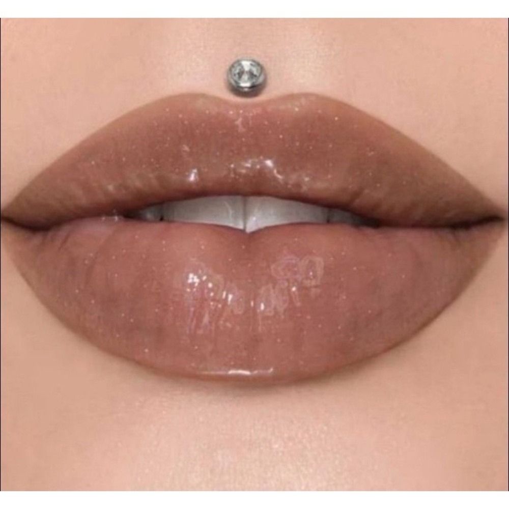 Jeffree Star Cosmetics The Gloss Table Top Discontinued